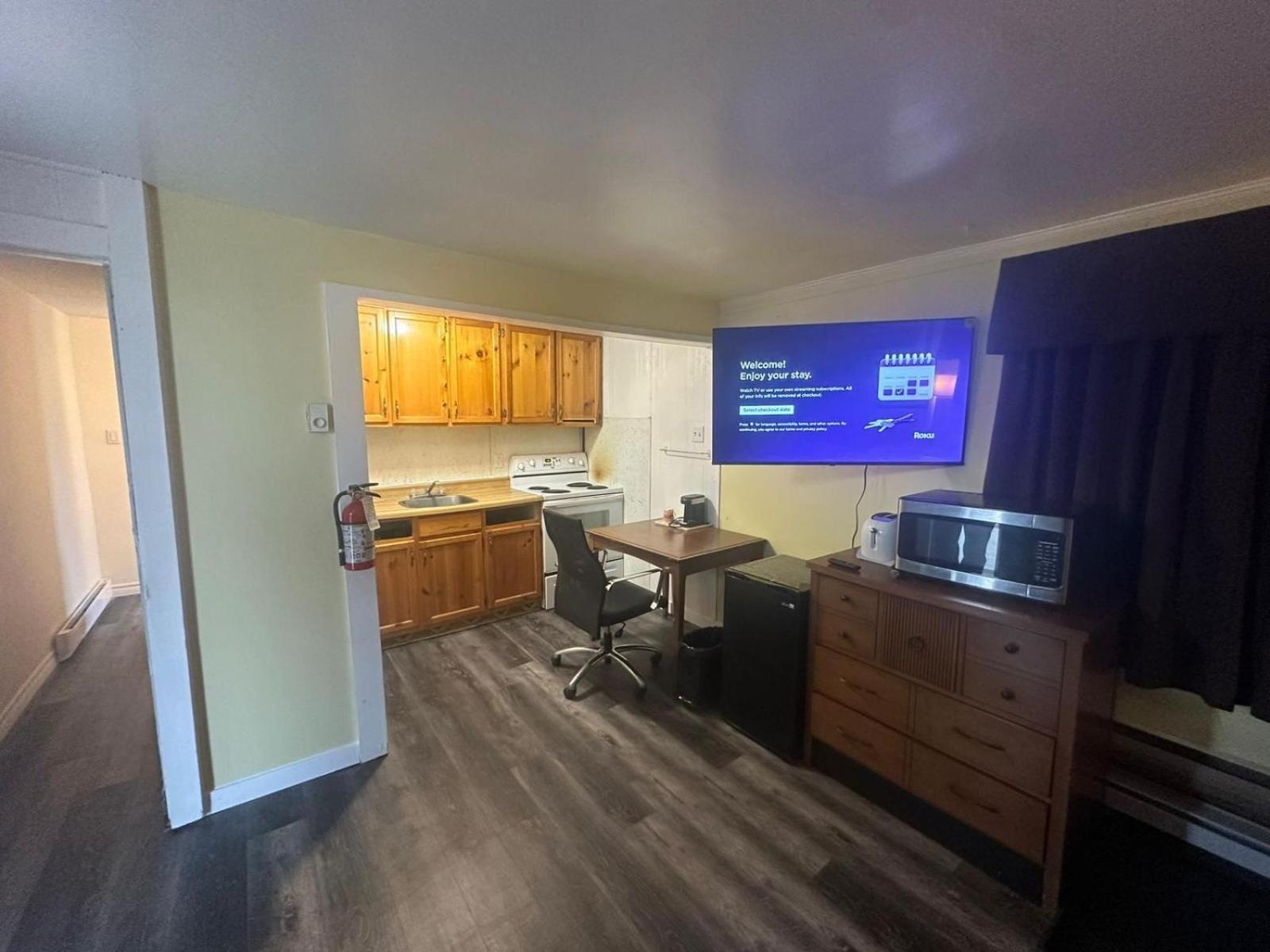Pine Ridge Motel Timmins Ngoại thất bức ảnh