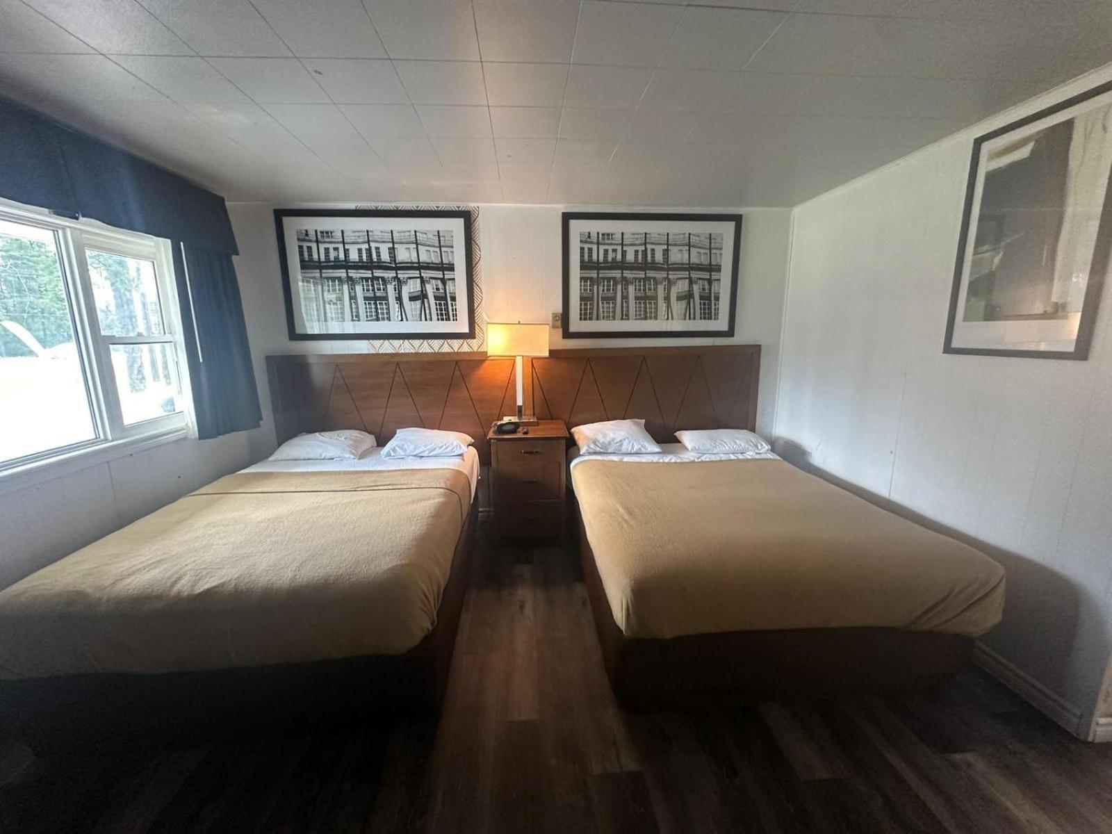 Pine Ridge Motel Timmins Ngoại thất bức ảnh