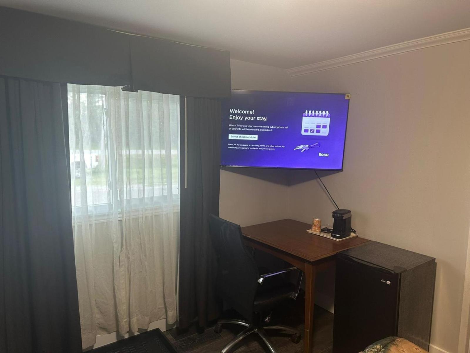 Pine Ridge Motel Timmins Ngoại thất bức ảnh